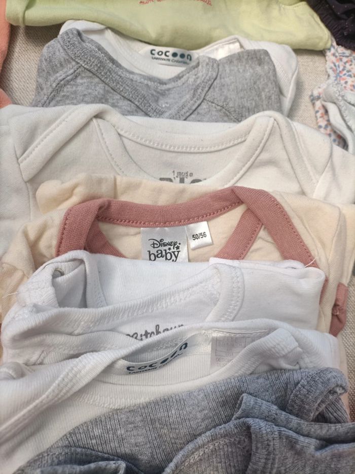 Lot 25 vêtements fille 1 mois été - photo numéro 2