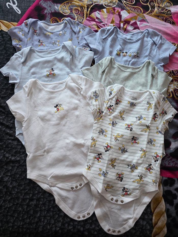 Lot bodies Mickey