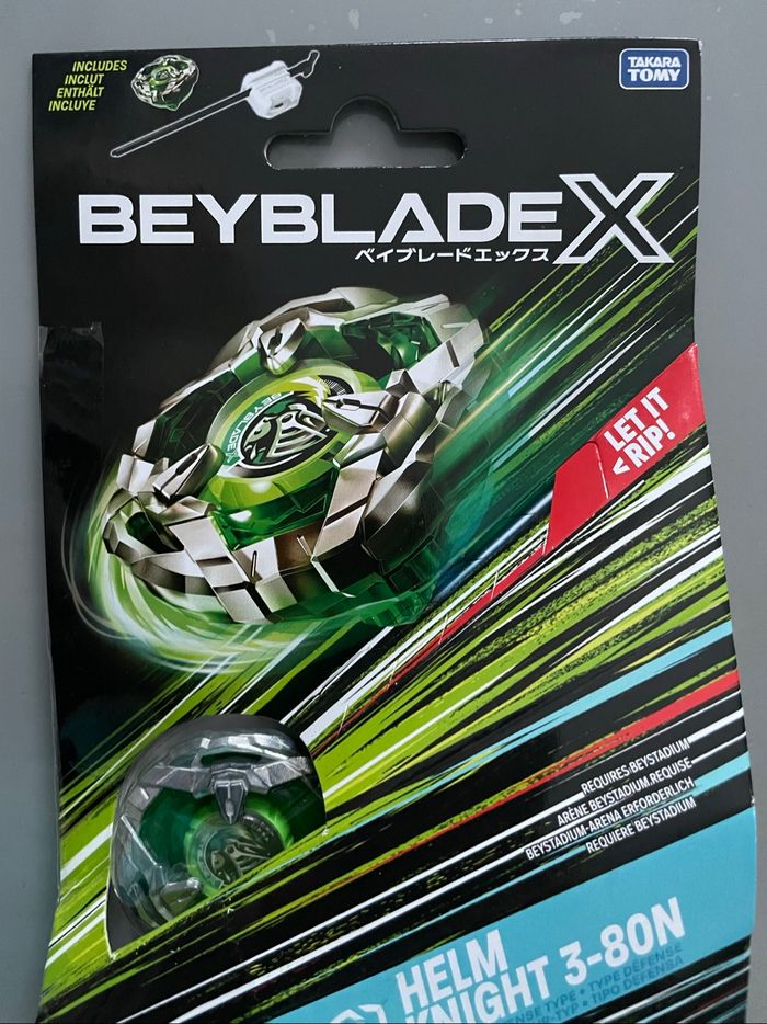 Toupie Beyblade X Défense Type : Helm Knight 3-80N verte    Neuf avec boîte / - photo numéro 2