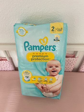 Couches Pampers