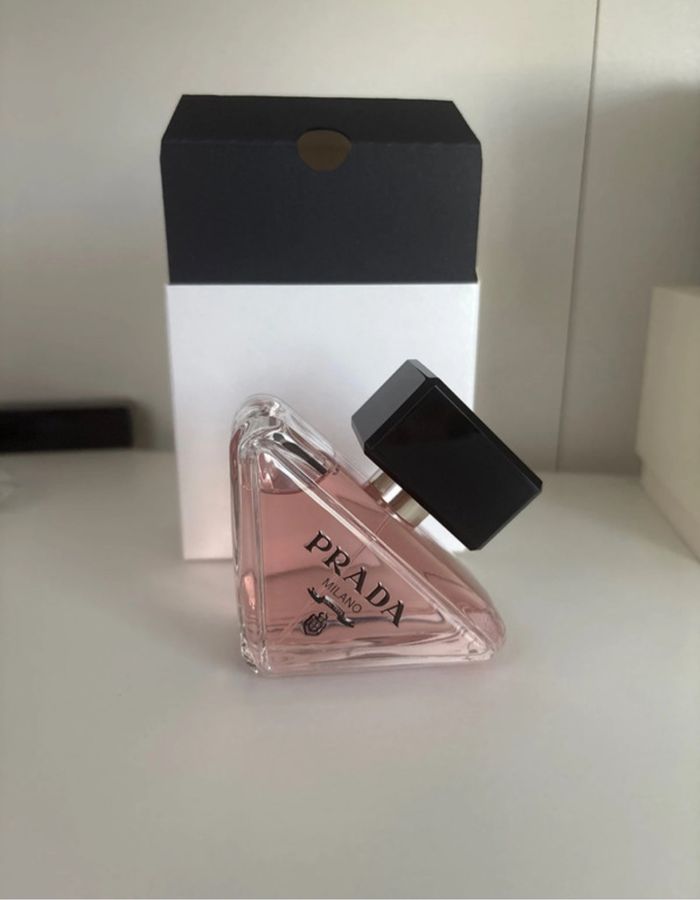 Prada Paradoxe