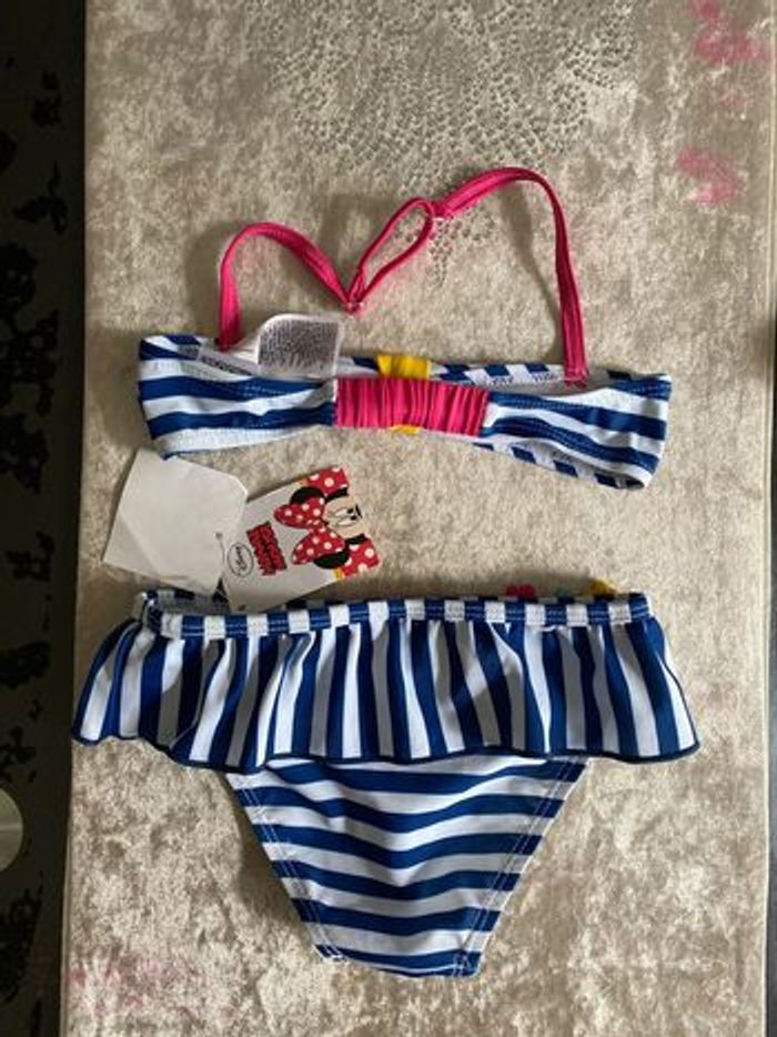 Disney maillot de bain Minnie taille 4 ans neuf - photo numéro 2