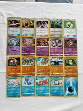 Lot de 20 cartes Pokémon 