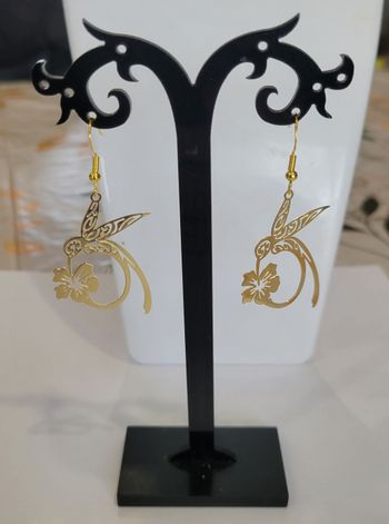 BOUCLES D'OREILLES COLIBRI DORE TIGE ANTI-ALLERGIQUE ! NEUF!