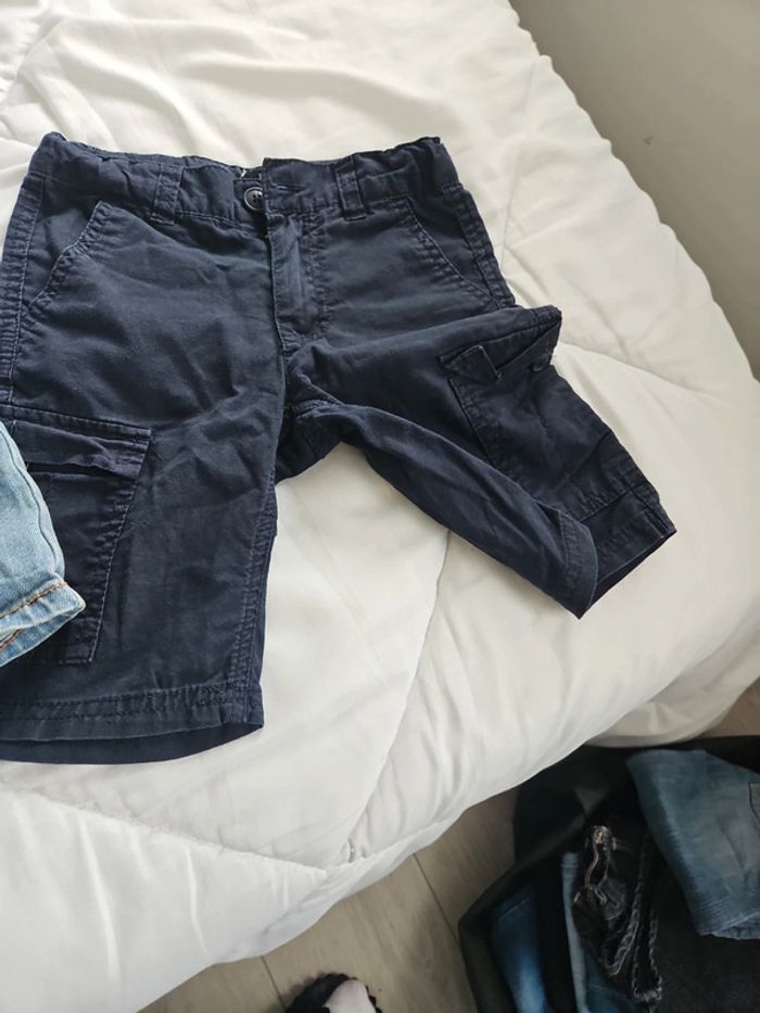 Lot 3 shorts taille 5ans - photo numéro 4