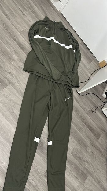 Ensemble nike dri-fit taille XL