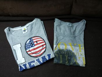 2 Tee shirts manches courtes