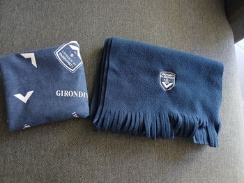 Écharpe enfant girondins de Bordeaux et tablier de cuisine girondins de bordeaux