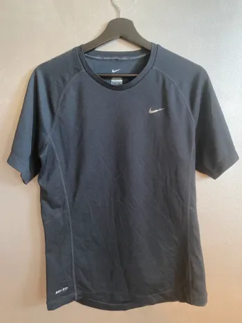 Tee Shirt Nike Sport S