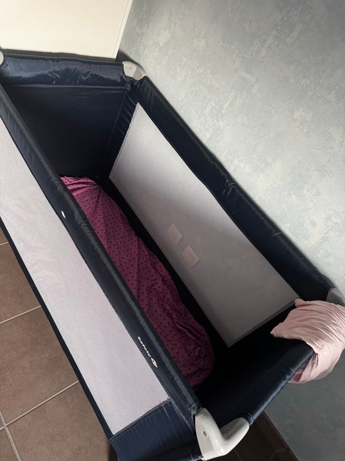 Lit parapluie - photo numéro 2