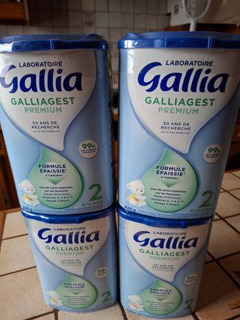 Vend lots , lait gallia premium formule épaissie