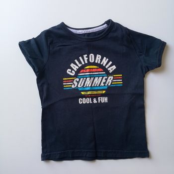 T-shirt manches courtes taille 3 ans