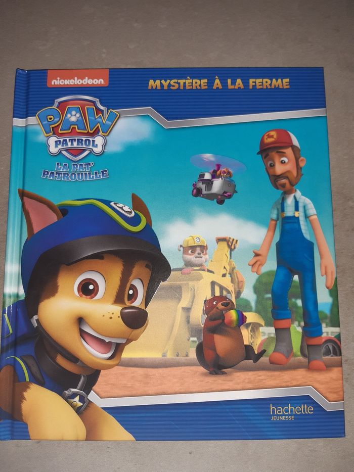 Livre paw patron "mystère à la ferme"