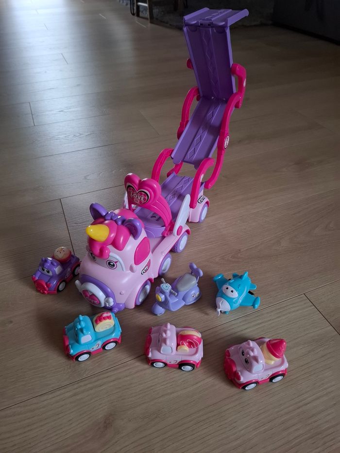 Transporteur voiture filles