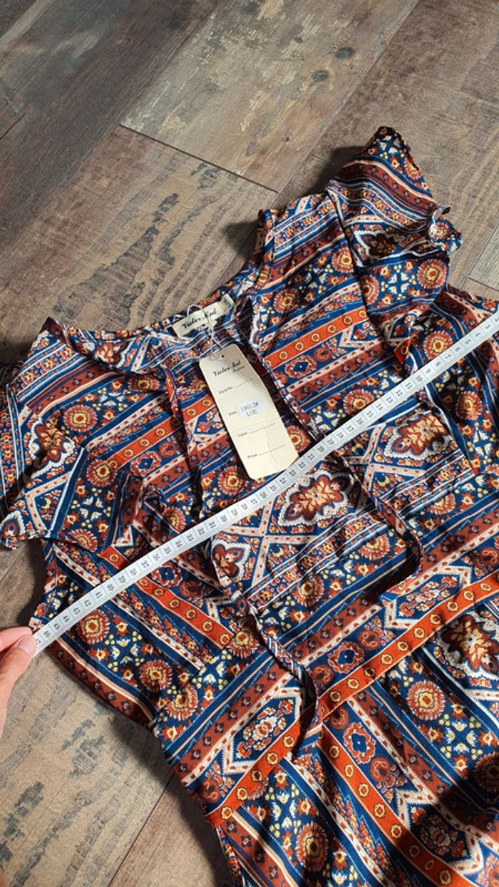 Robe Victor mod taille 40 mais taille 38 en très bon état neuf avec étiquette - photo numéro 3