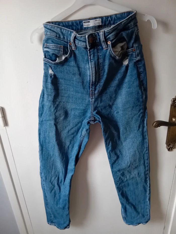 Jean mom slim bershka 36