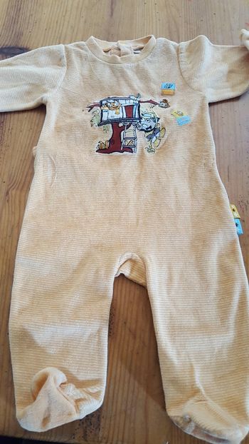 Pyjama velours taille 3 mois