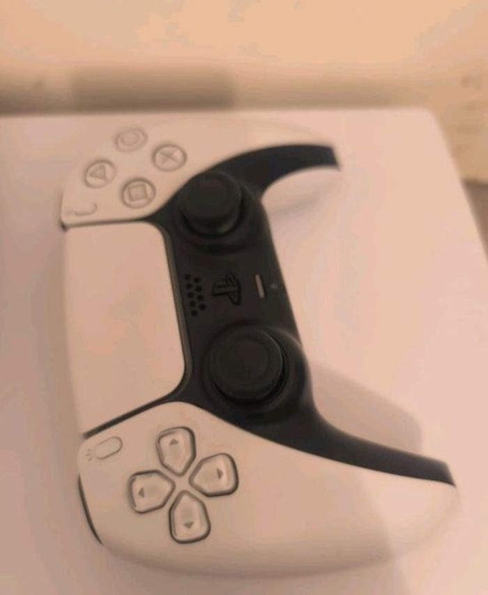 PlayStation 5 pro - photo numéro 2