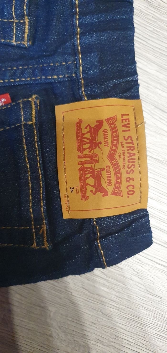 Ensemble Levi's - photo numéro 4