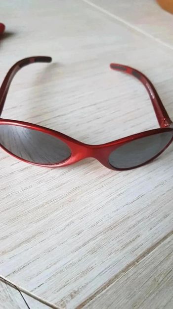 Lunette soleil enfant
