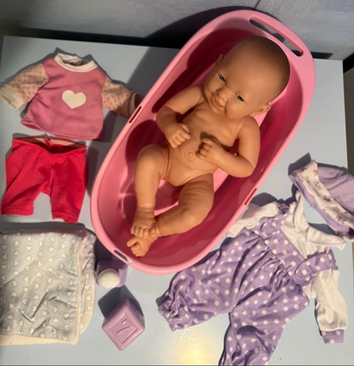 Bébé prend son bain - photo numéro 4