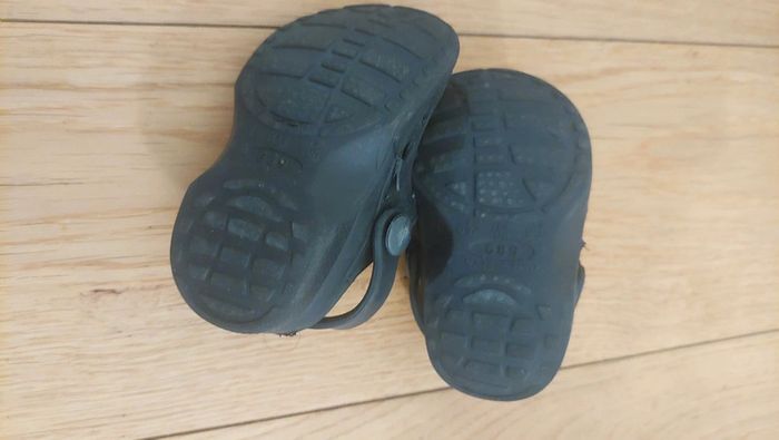 Sabots plastique noirs - photo numéro 3