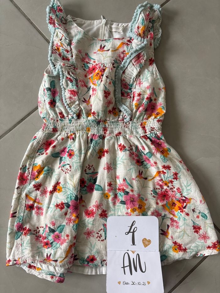 Robe 4 ans - photo numéro 1