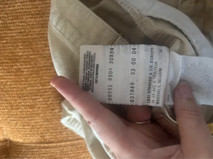 Jean Lévis velours beige - photo numéro 5