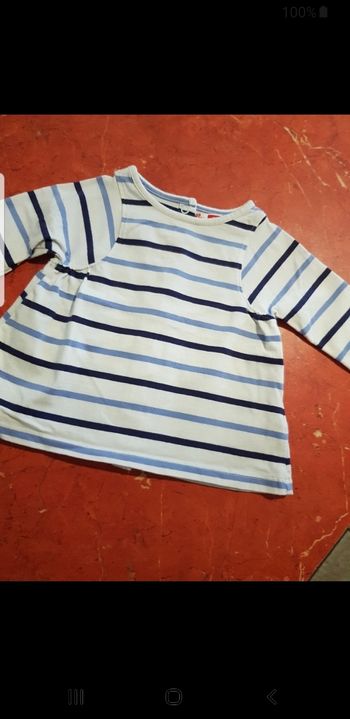 T.shirt bébé taille 6 mois