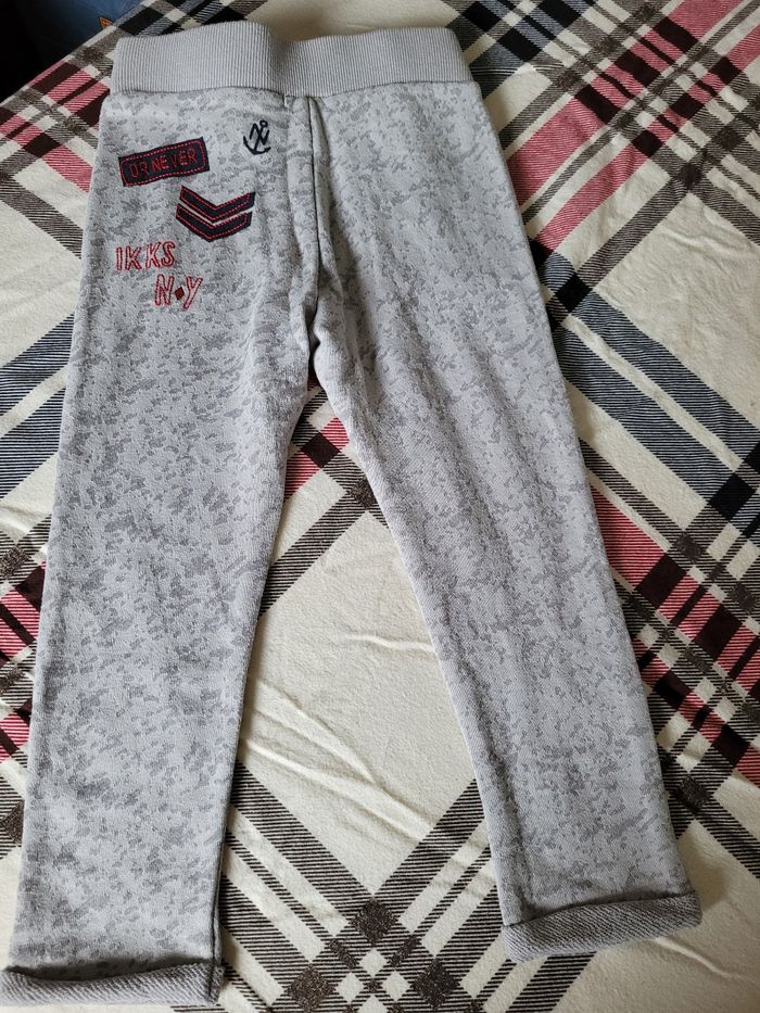 jogging ikks petit 5ans (5e) - photo numéro 6