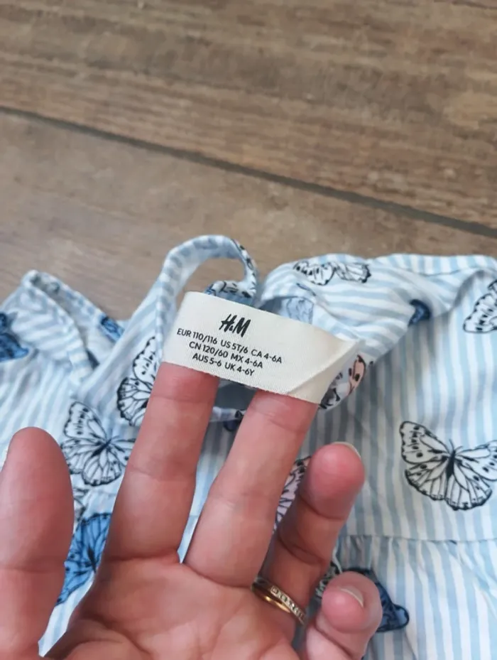 Robe sans manche Fille 4/6 ans Papillons H&M - photo numéro 2