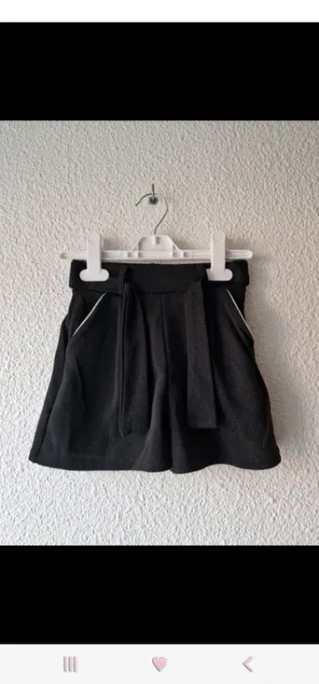 short noire paillettes