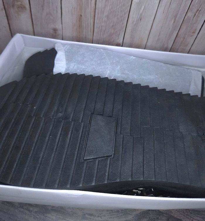 Boots d'hiver noires bottines basses tendances - Taille 41 - Neuves - photo numéro 2