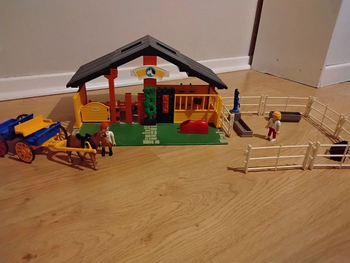 Petit ranch Playmobil - photo numéro 2