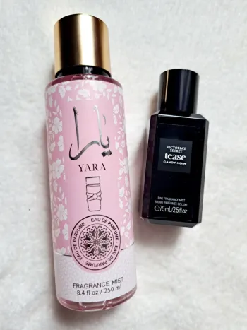 Lot de 2 Brumes corporelles parfumées neuves 
💜  Yara Lattafa et Tease Candy Noir Victoria's Secret