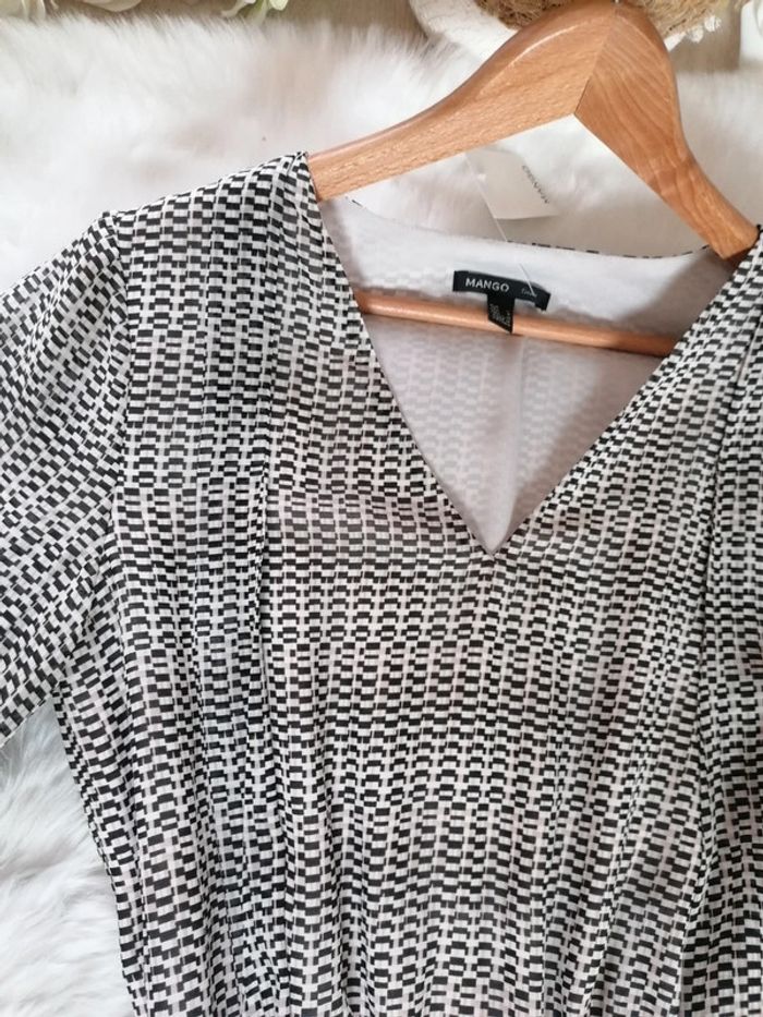 Jolie robe Mango taille M. Neuve avec étiquette - photo numéro 2