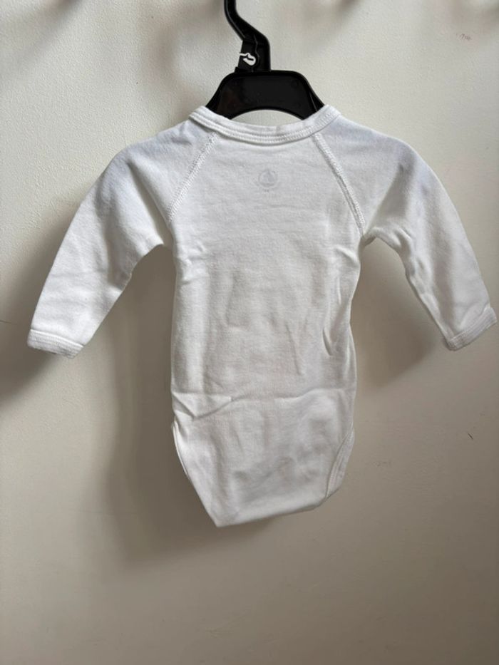 Lot 3 bodies blanc manches longues Petit Bateau Cyrillus 3 mois - photo numéro 11