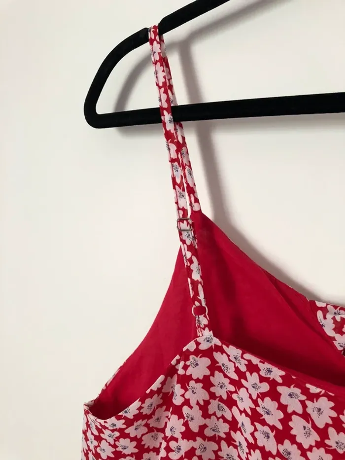 Top à bretelles rouge à fleurs Noémie & Co taille M neuf avec étiquette - photo numéro 6