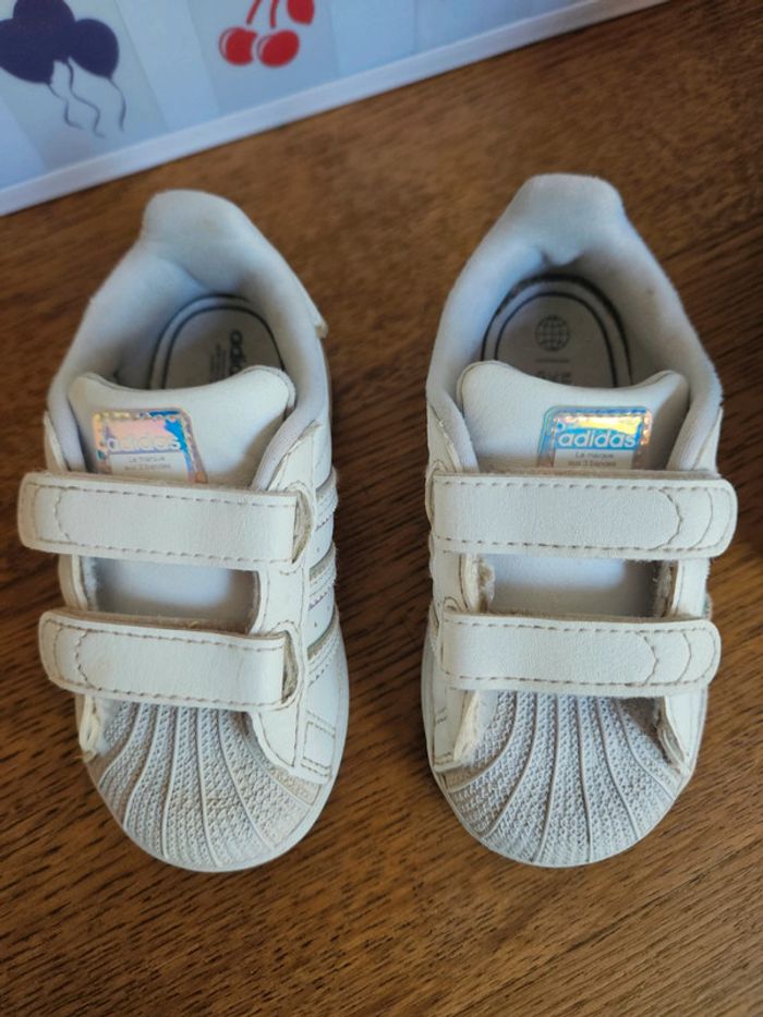 Baskets Adidas Superstar T22 - photo numéro 3