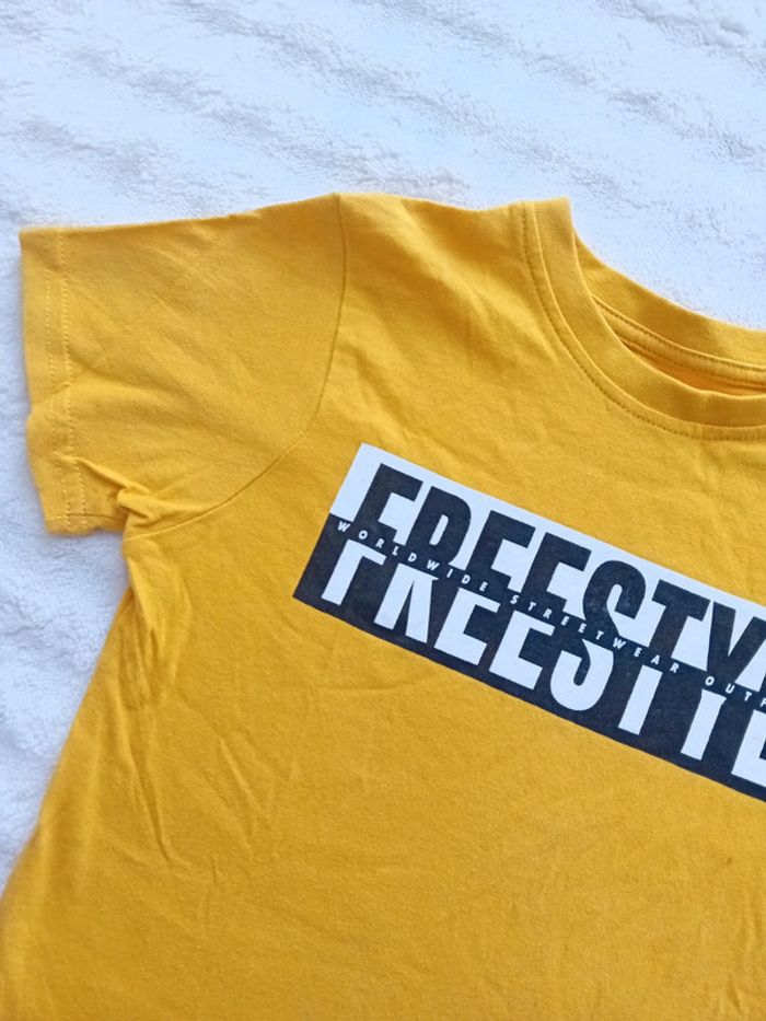 Tshirt garçon 5/6ans 💛🍂 - photo numéro 2