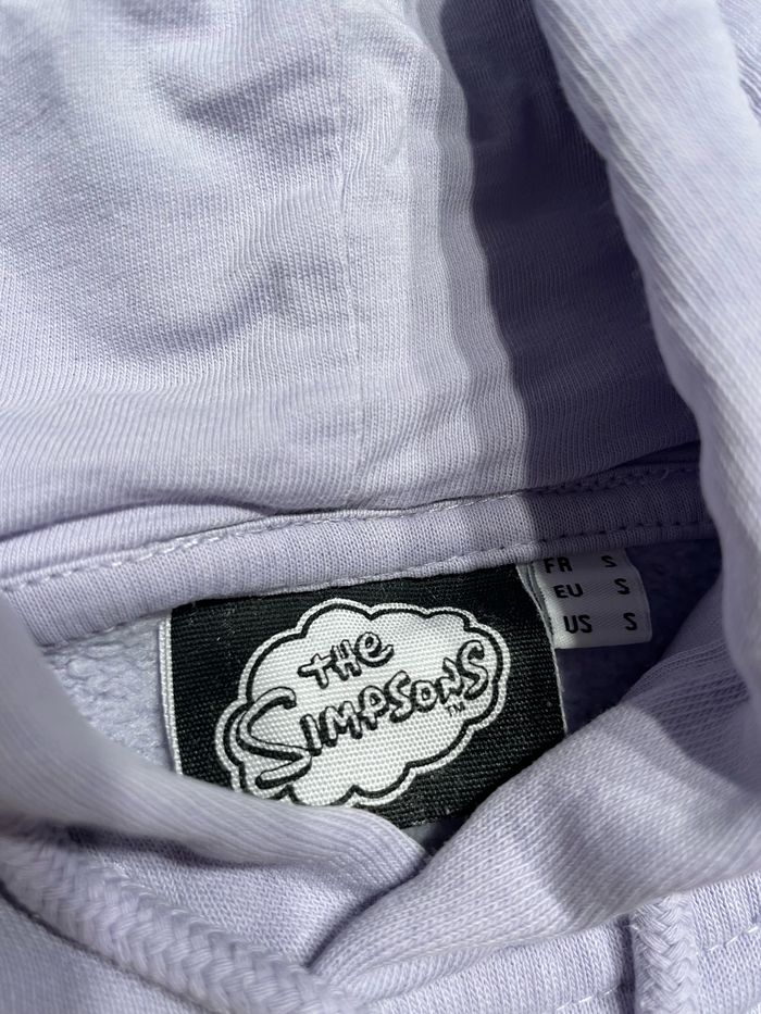 Sweat Lisa Simpsons - photo numéro 3
