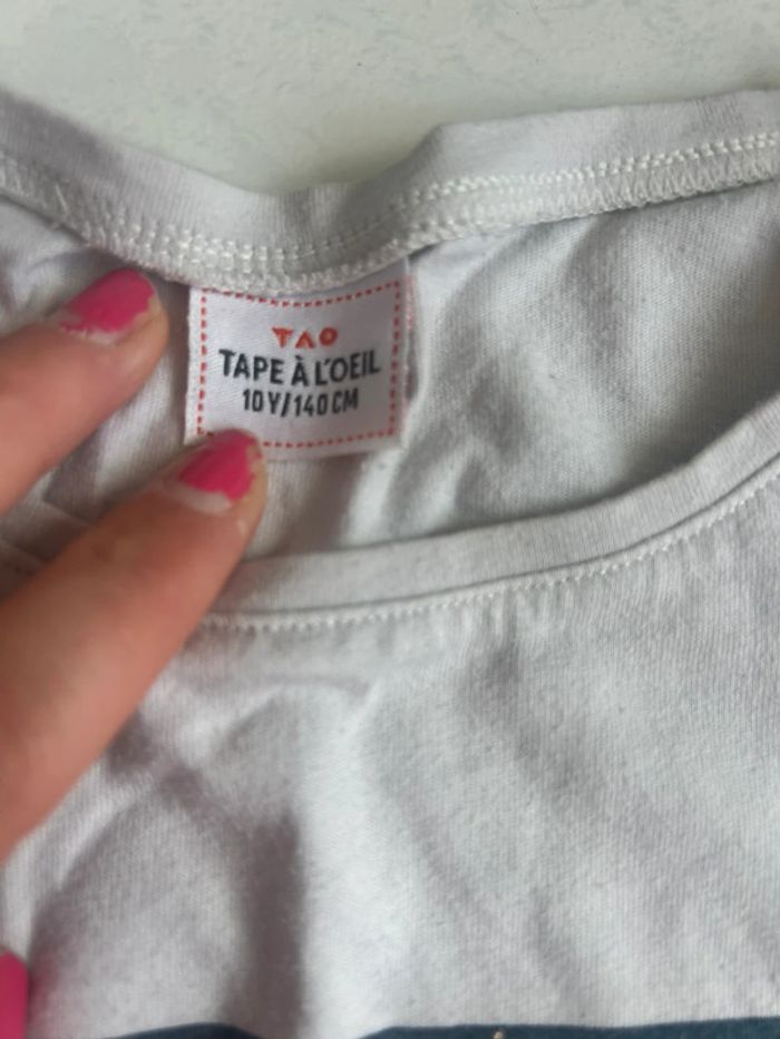 TEE shirt manches longues 10 ans - photo numéro 3