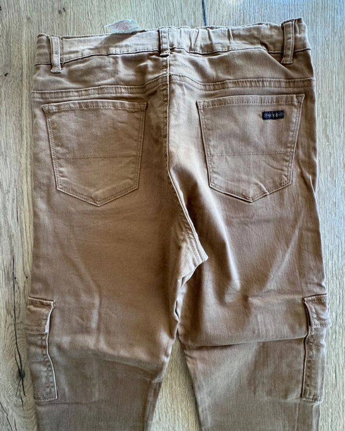 Pantalon Ikks style cargo  taille 12 ans  Neuf sans étiquette - photo numéro 11