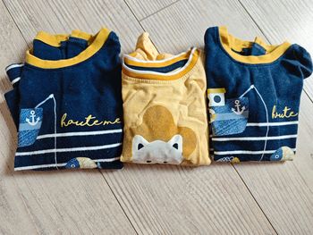 3 Tshirt manches longues 12 mois