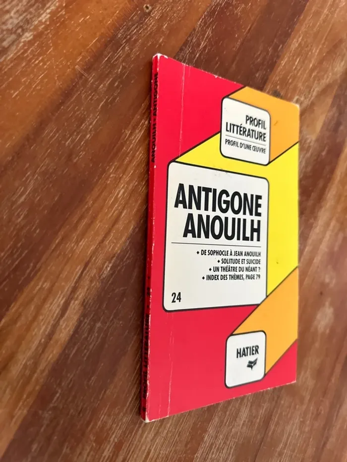 Livre antigone anouilh - photo numéro 2