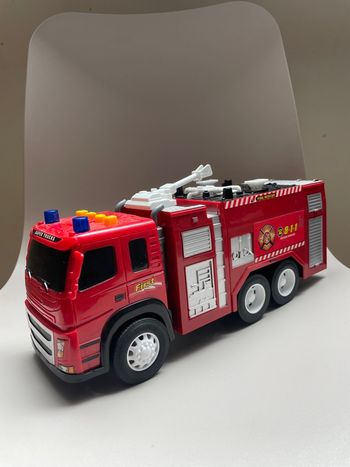 Camion de pompier américain son et lumière 