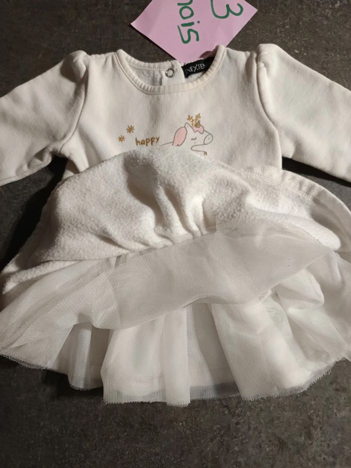 Robe licorne 3 mois - photo numéro 4