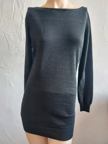 Pull noir à strass