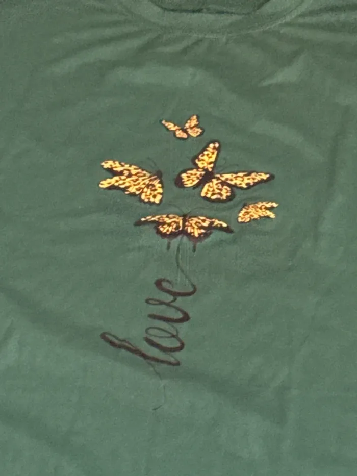 T-shirt ou robe avec poche vert taille L - photo numéro 3