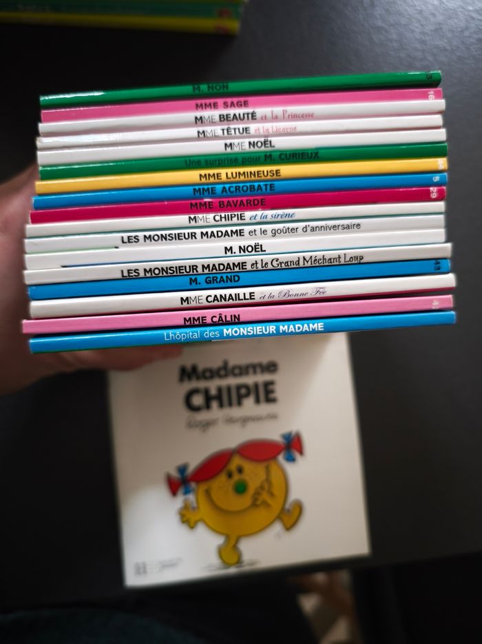 Lot de 18 Livres Monsieur Madame